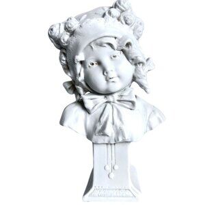 Vtg Belleek Ireland Parian Porcelain‎ Girl Bust Mold 9752 Shamrock Mark MC Irish